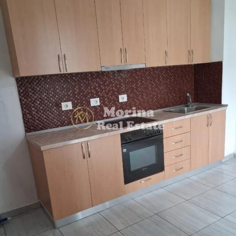 e Qera, Apartament, 2+1, Amerikan 2, 450 euro/muaj