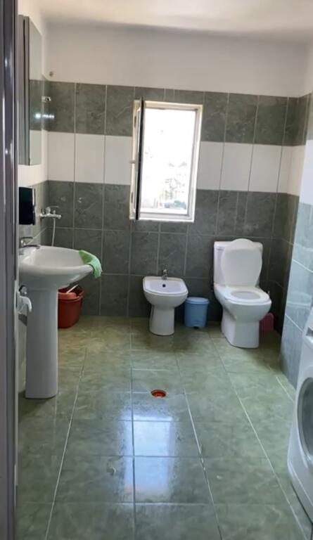 Apartment 1+1 for rent in Lapraka. Near the dome  Price: 420 thousand lek 