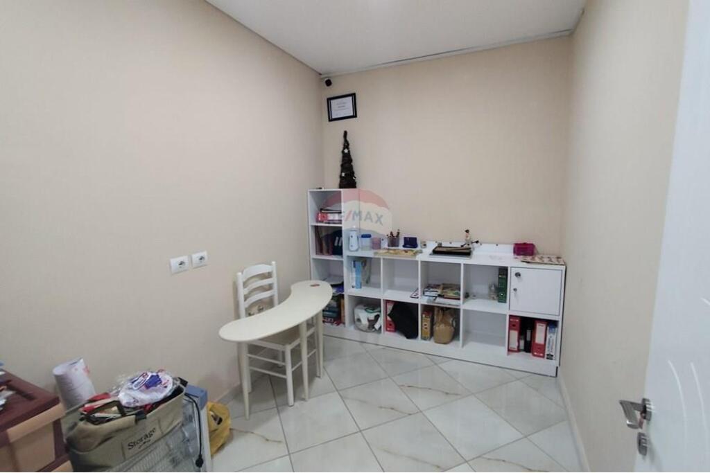 office or clinic space, Kavaja street