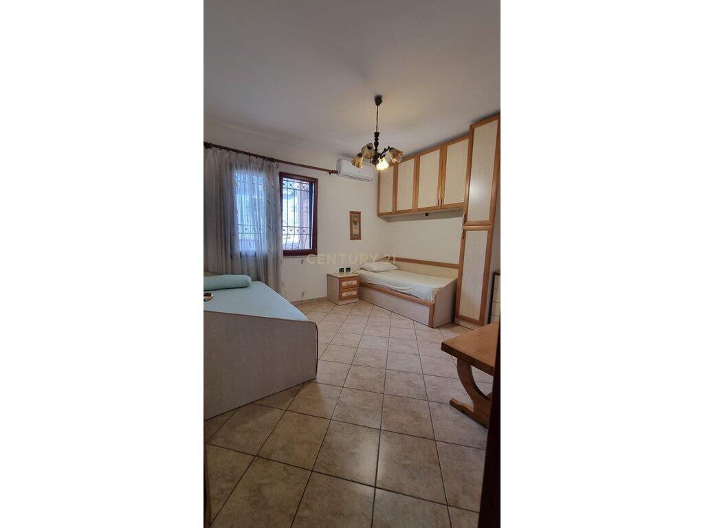 Apartament 2+1+2 Me Qira në Rrugen e Dibres, Tiranë - 700€ | 120 m²
