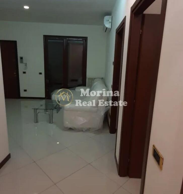 Affitto Appartamento 1+1+ Angolo cottura, Kinostudio, 500 Euro/Mese