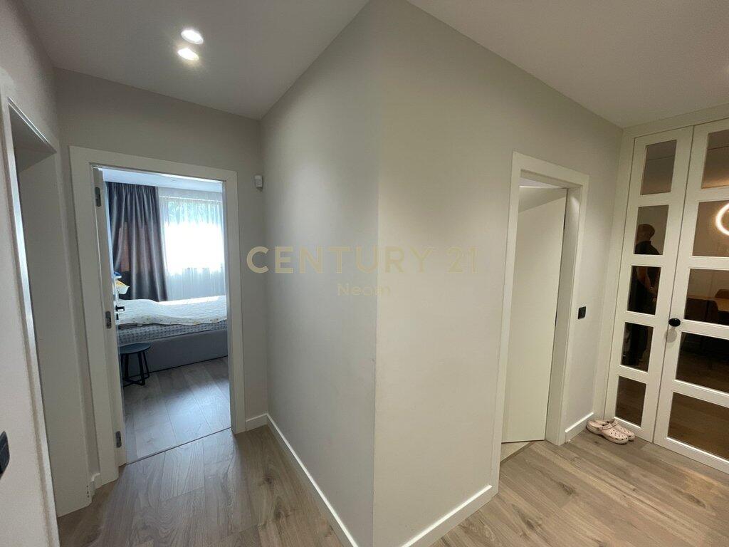 WE SELL PREMIUM APARTMENT 3+1+2 WITH GARAGE, NEAR THE MOSQUE, BOTANICAL GARDEN! 355,000 €
