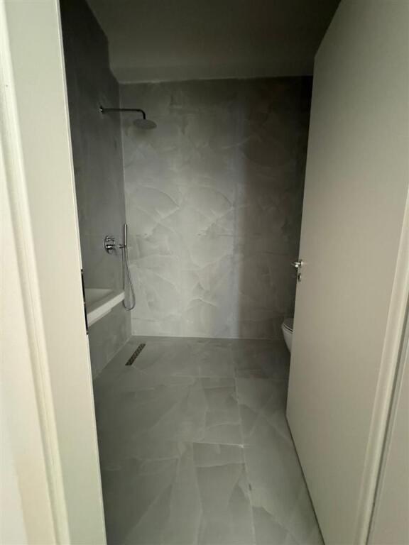 Jepet apartament 2+1 tek rezidencs Kaimi , Ali Dem (e pa mobiluar) 