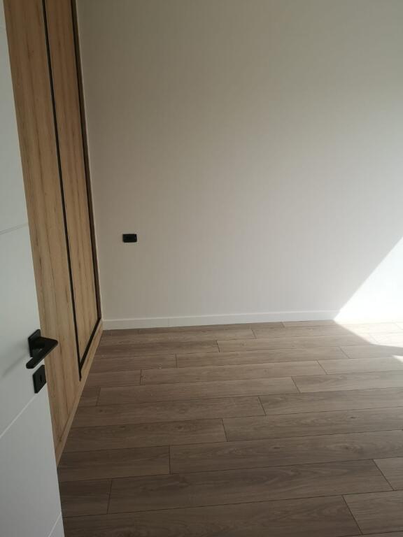2+1,bosh vetem me kundrabufe,astir,cmimi 400 euro
