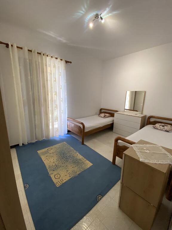 A Città Studenti, Appartamento 2+1 con Arredamento Moderno in Affitto!