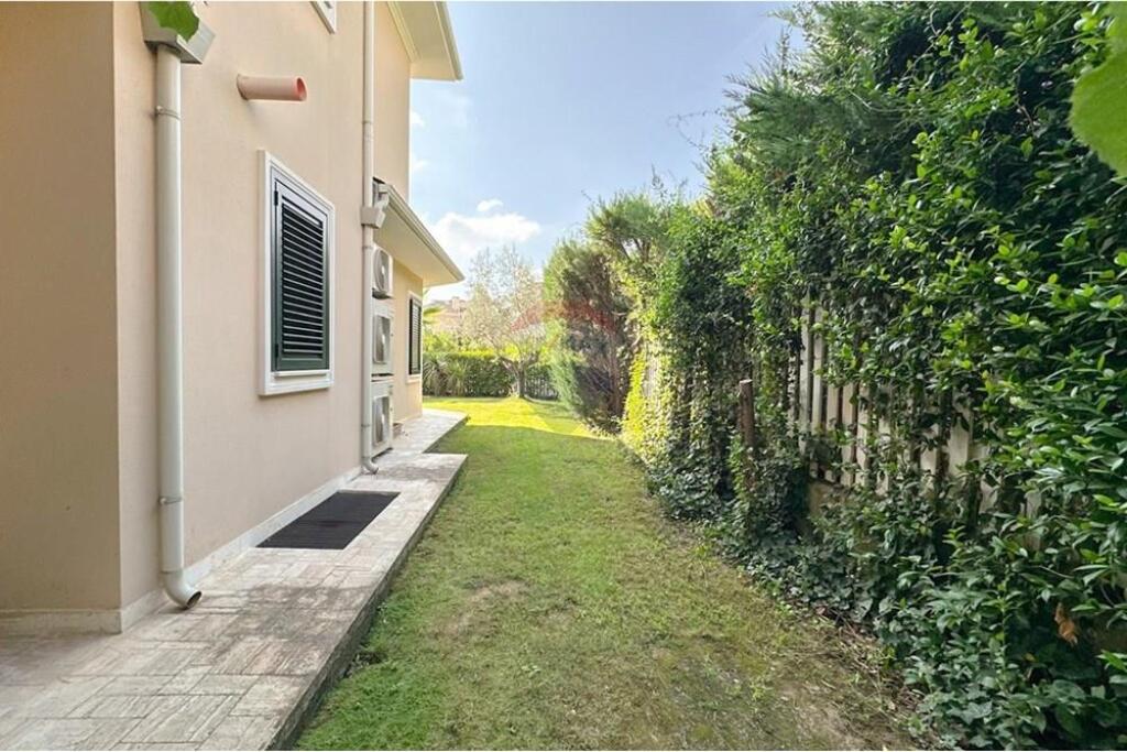 Villa su 3 piani in affitto, Tuscany Villas