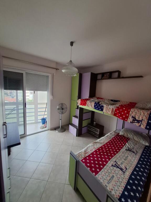 Appartamento 2+1 Zogu i Zi in affitto