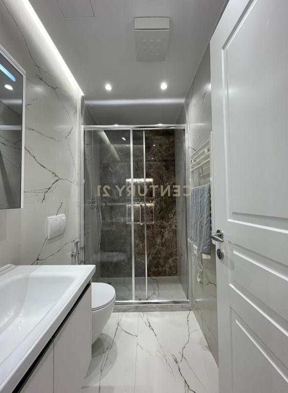 IN AFFITTO, APPARTAMENTO MODERNO 1+1, NUOVA TIRANA