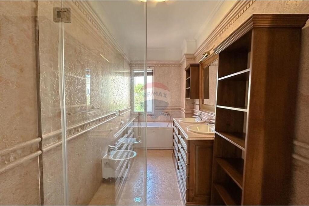 Villa su 3 piani in affitto, Tuscany Villas
