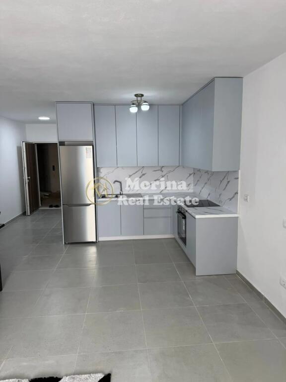 Affitto, Appartamento 2+1+2, ad Astir, 700 euro/mese