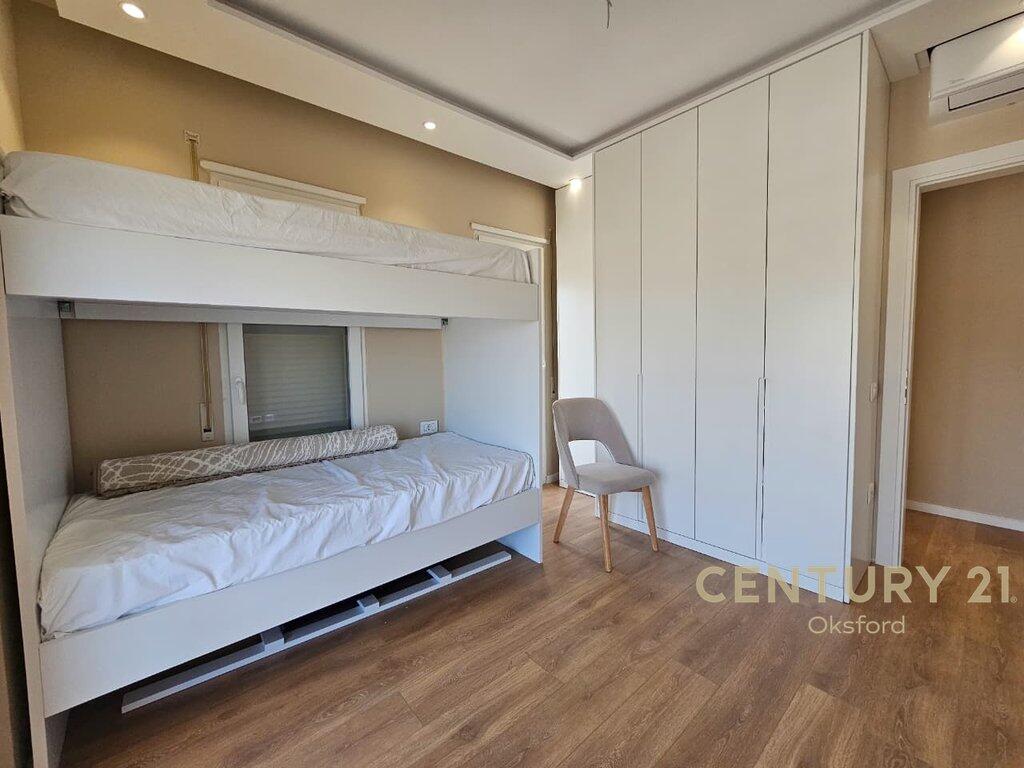 JEPET ME QERA APARTAMENT 2+1+PARKING NE LAPRAK