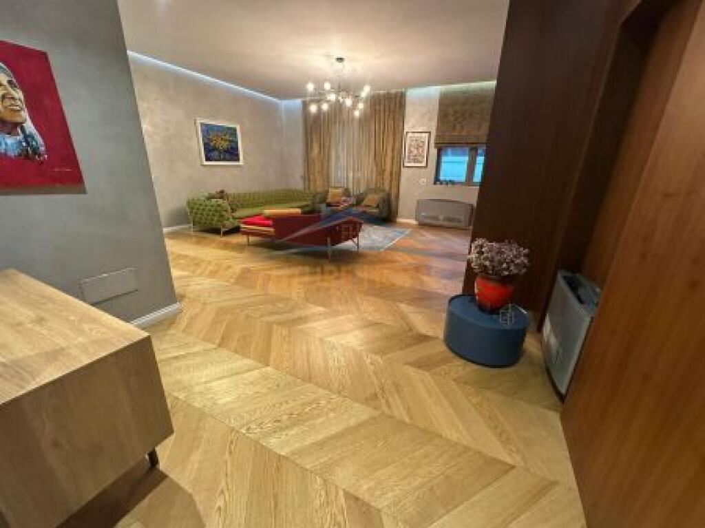 In vendita, Appartamento 3+1, Complesso Delijorgji