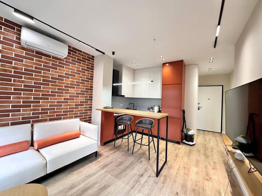 APPARTAMENTO IN AFFITTO 1+1 AL NUOVO BOULEVARD DI TIRANA