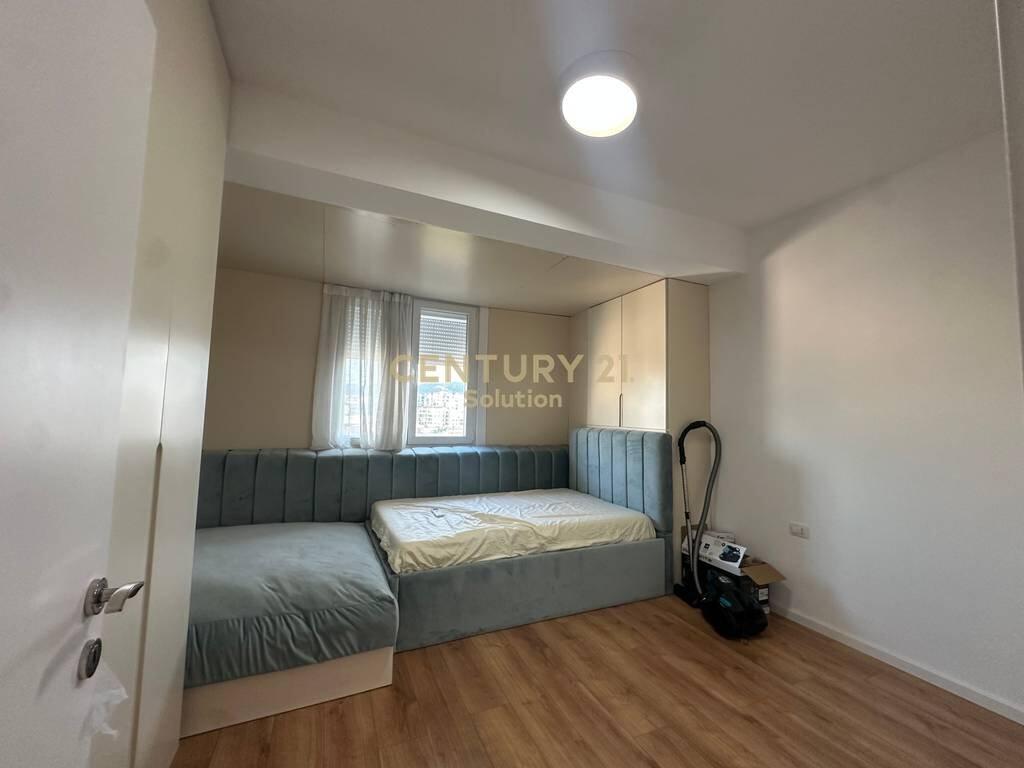 AFFITTASI APPARTAMENTO 2+1+ POSTO AUTO PRESSO IL COMPLESSO STAR! 950 € /Mese
