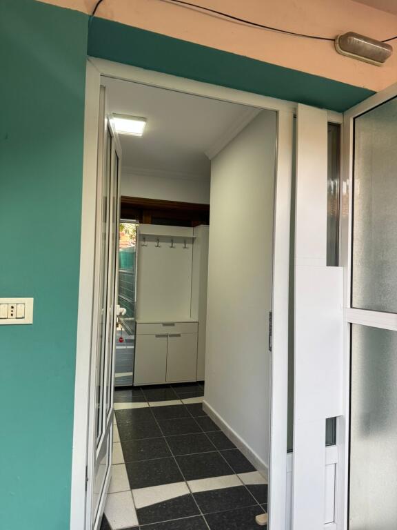 Apartment 1+1 for rent on Myslym shyr Street, near someg  Price: 550 thousand lek (internet included paid for 1 year)
