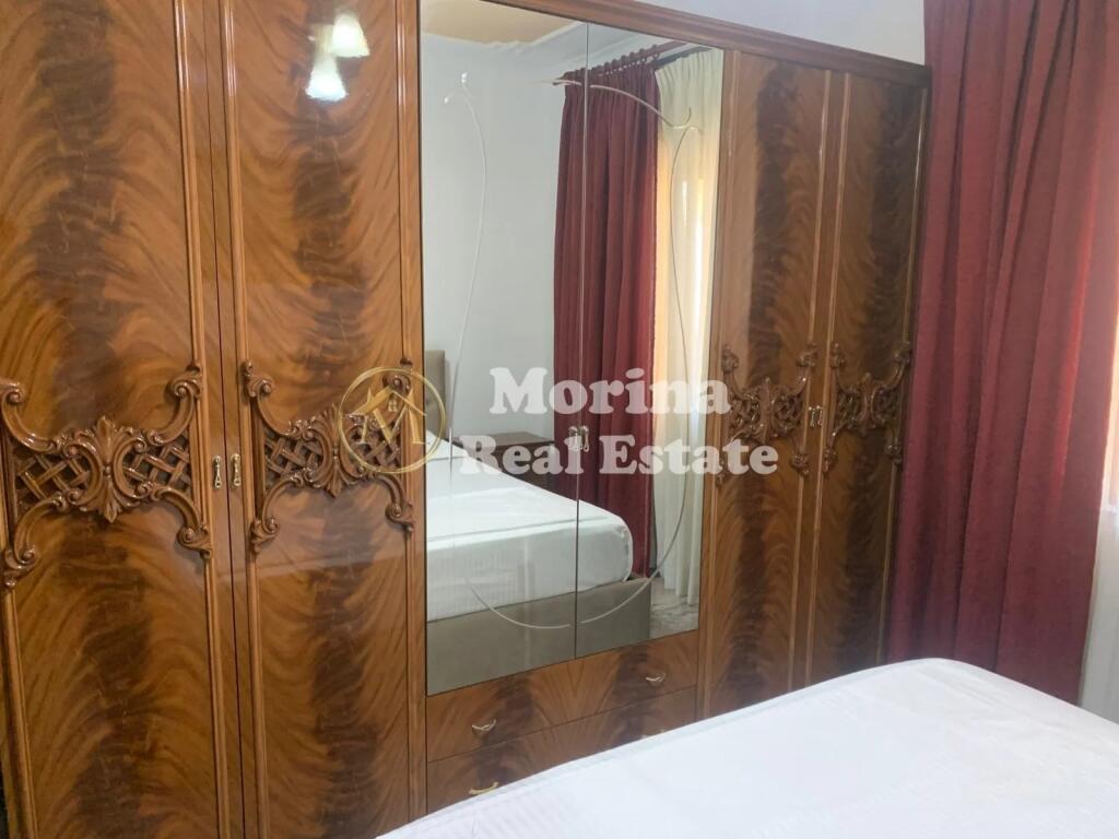 Affitto Appartamento 2+1, Viale Zogu 1, 900 Euro/mese