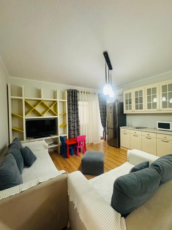 Appartamento 2+1 in affitto Via Kosovo Prezzo: 700euro