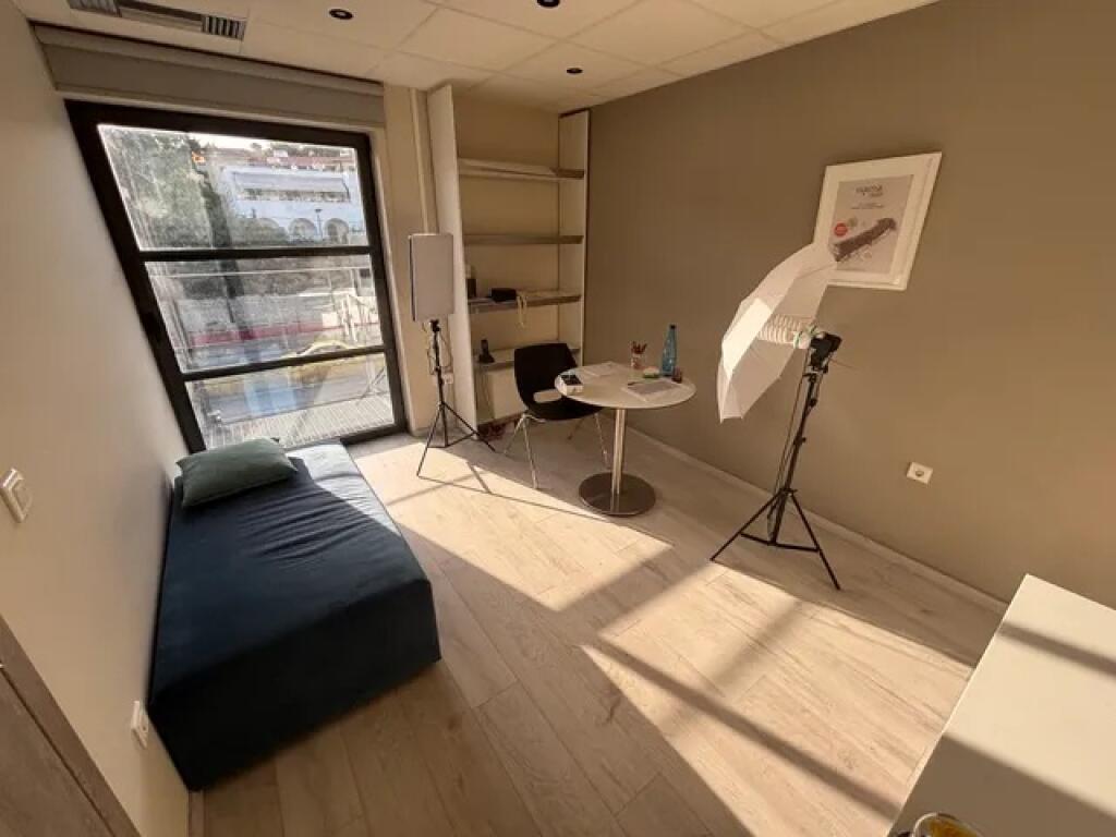 Ufficio in Affitto a Myslym Shyri (ID BZ2690) Tirana
