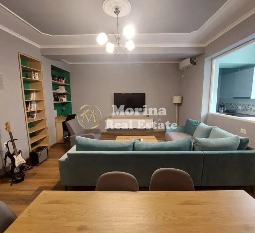 Shitet, Shtepi Private 3 Kateshe, Shkolla E Baletit, 450 000 euro