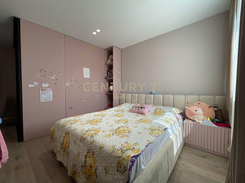 Apartment 3+2 For Sale in Botanical Zoo Garden, Tirana - 355,000€ | 165 m²