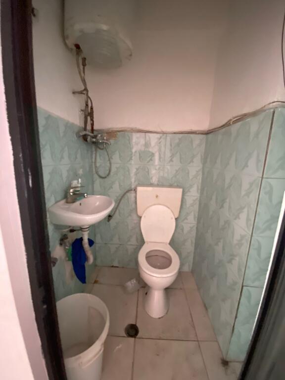 Premises for rent at the Paris Municipality/350 euros