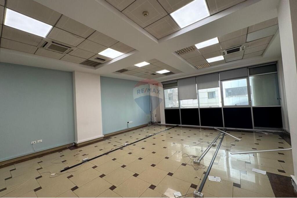 Ambient per Zyra te Galeria !