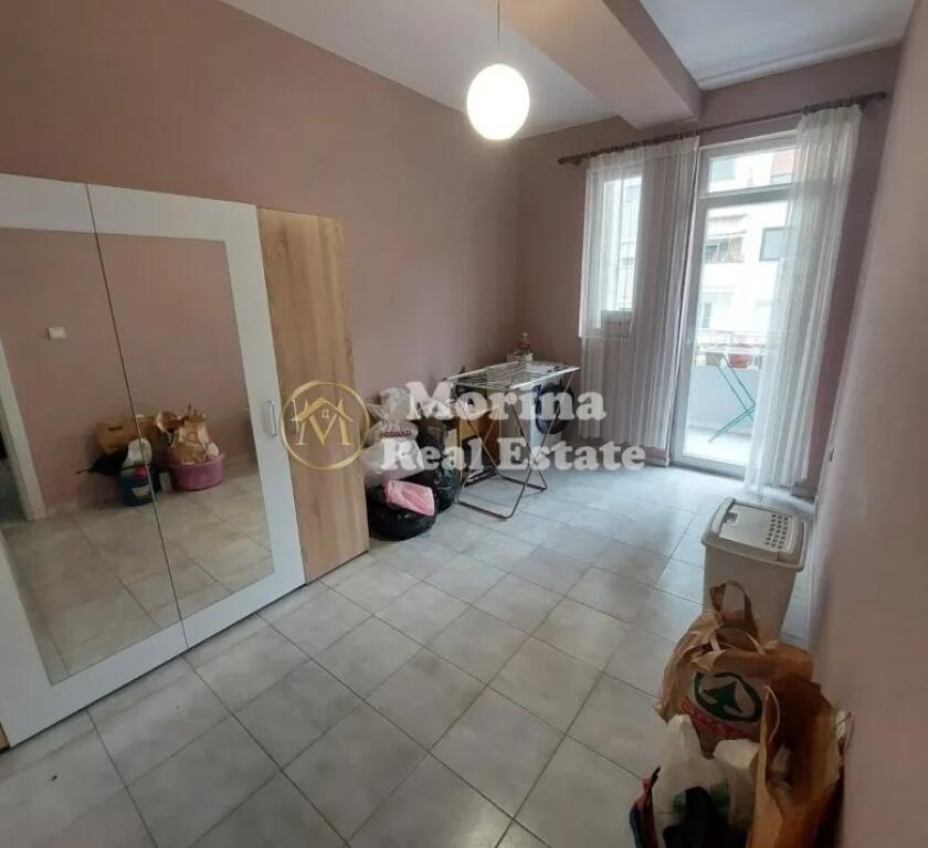 Shitet, Shtepi Private 3 Kateshe, Shkolla E Baletit, 450 000 euro