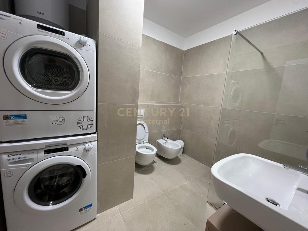 Appartamento 2+1+2 In Affitto Al Garden Side Residence Vicino Air Albania