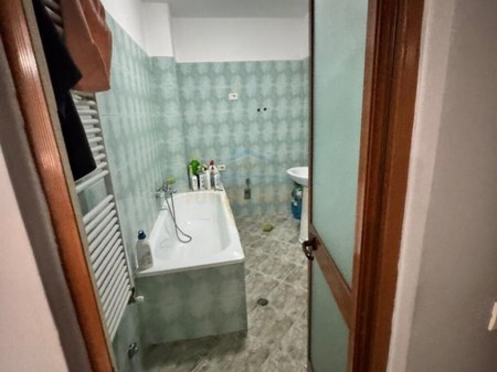 Vendesi in vendita, Appartamento 2+1+2, Anello Nuovo, Tirana
