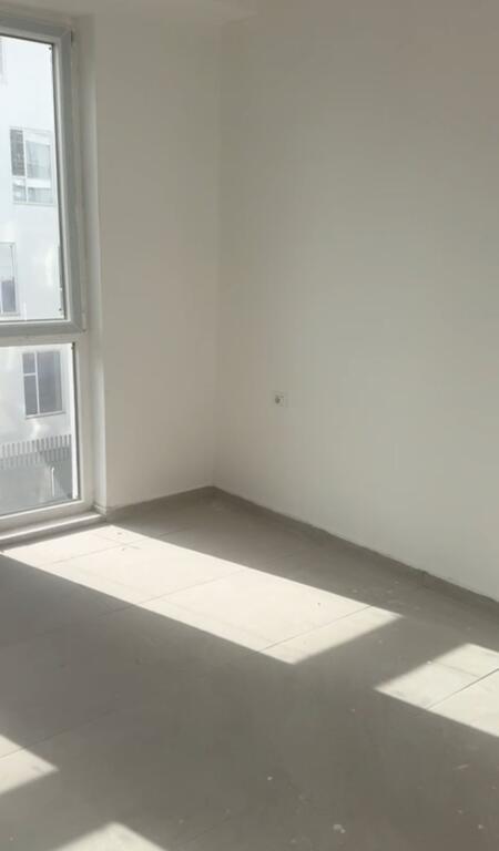 Appartamento 1+1 in affitto Via 5 Maj, edifici del municipio  Prezzo: 350 mila leke