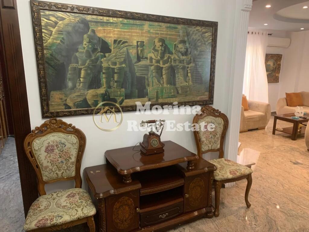 Affitto Appartamento 2+1, Viale Zogu 1, 900 Euro/mese