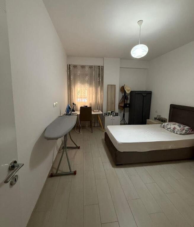 Komuna Parisit prane  Niku Construction Japim me qira apartament 1+1