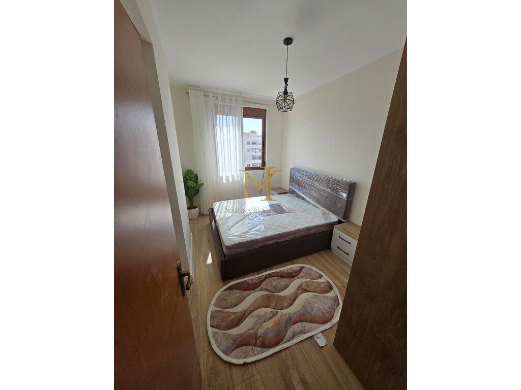 Shitet Apartament 2+1 i investuar, plazh Hekurudha !