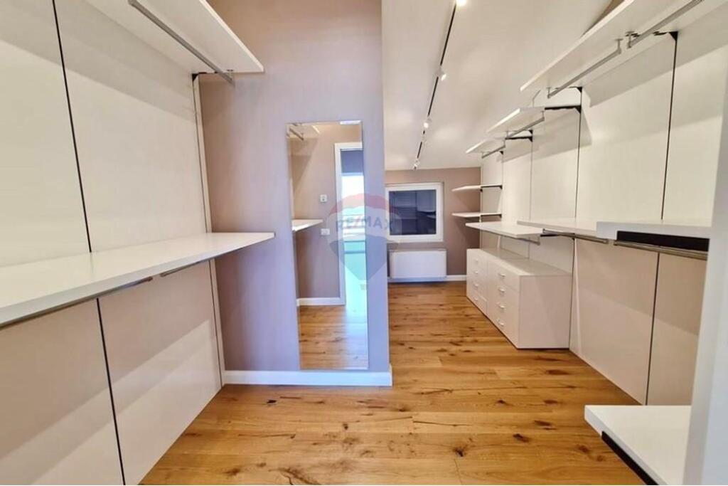 Villa - In Vendita - Long Hill Residenza, Tirana