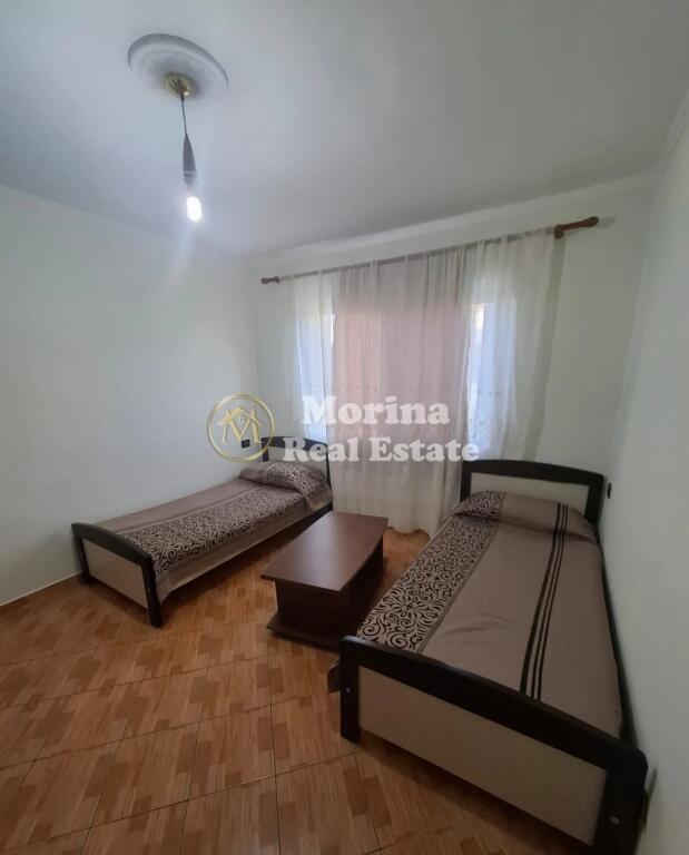 Affitto, Appartamento 1+1, a Kinostudio, 350 Euro/Mese