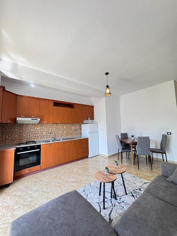Shitet Apartament 1+1 – Kazazi, Durrës