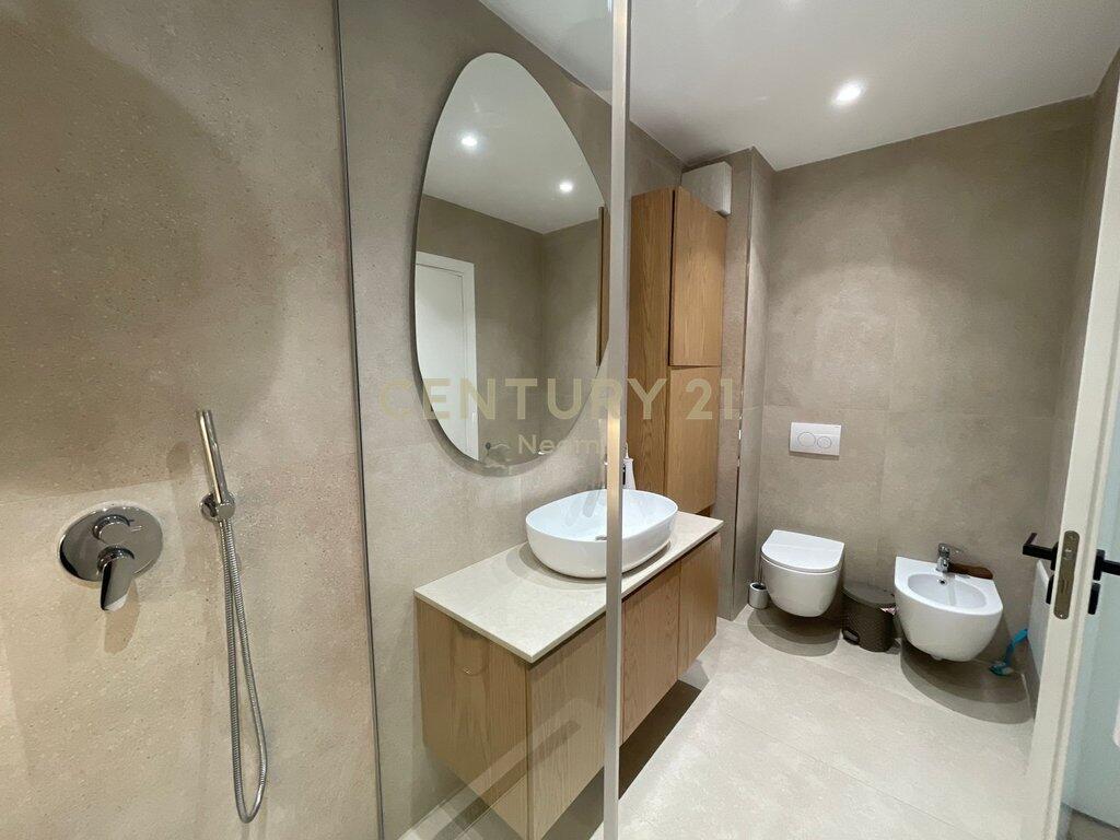 WE SELL PREMIUM APARTMENT 3+1+2 WITH GARAGE, NEAR THE MOSQUE, BOTANICAL GARDEN! 355,000 €