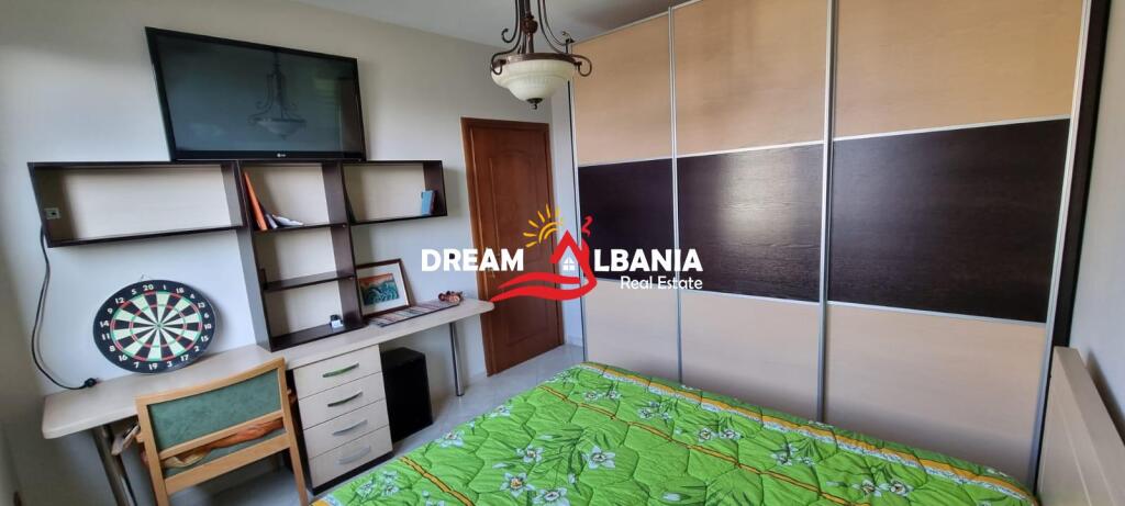 Appartamento 3+1+2 in affitto in via Kavaja vicino a 21 Dhjetori a Tirana (ID 4231326)
