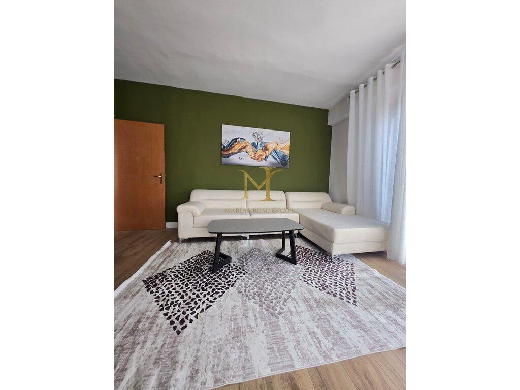 Shitet Apartament 2+1 i investuar, plazh Hekurudha !