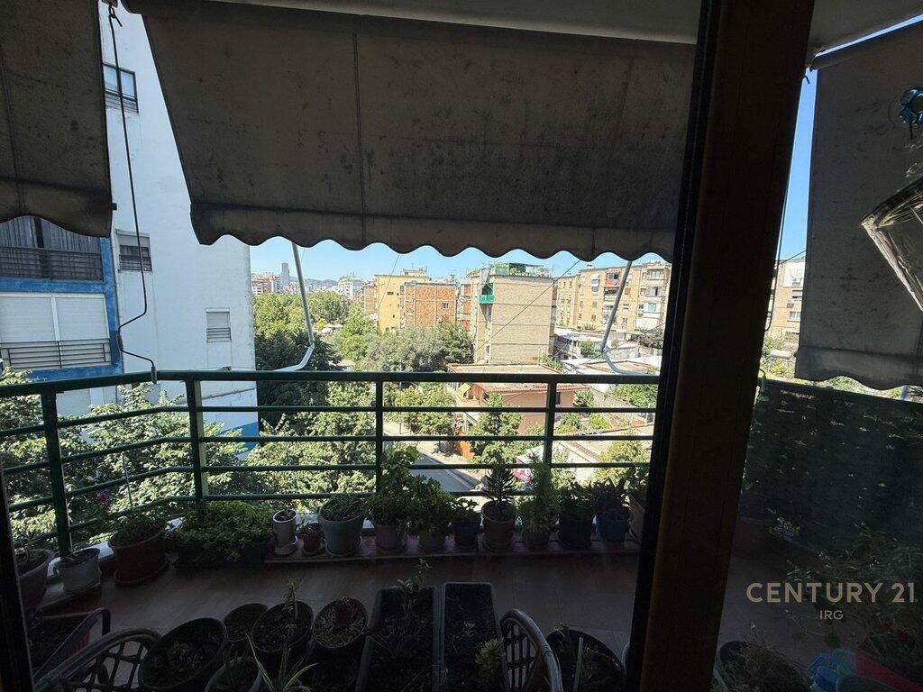 APARTAMENT 2+1+2 NE SHITJE PRANE MATERNITETIT TE RI! 198,000 €