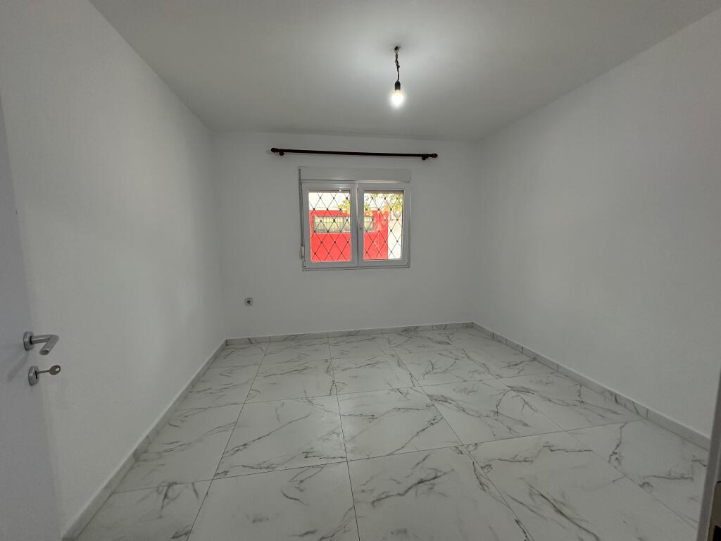 Appartamento 1+1 in affitto vicino al ex Parco, vuoto