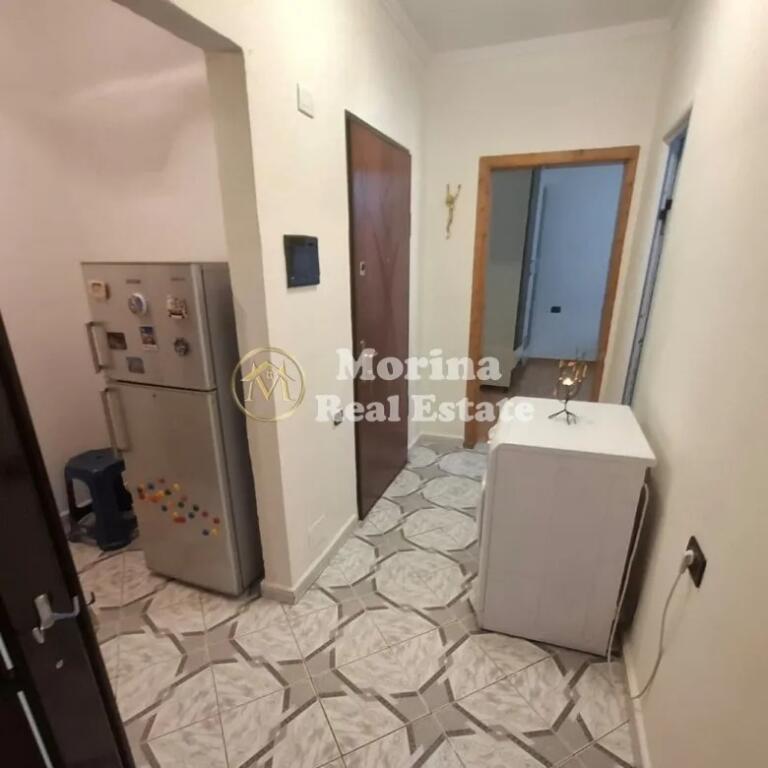Affitto, Appartamento 1+1, a Kinostudio, 350 Euro/Mese