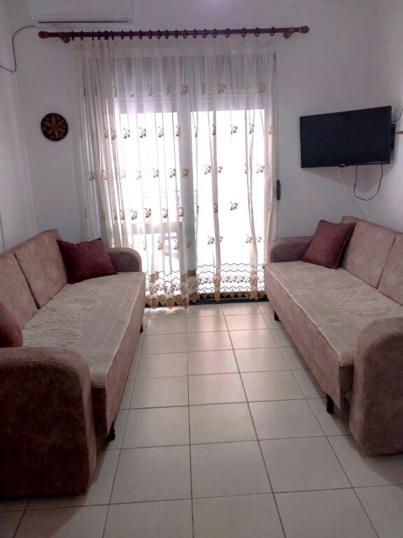 Jepen apartamente me Qera 1+1 ne Durres, Tek Shkembi i Kavajes!