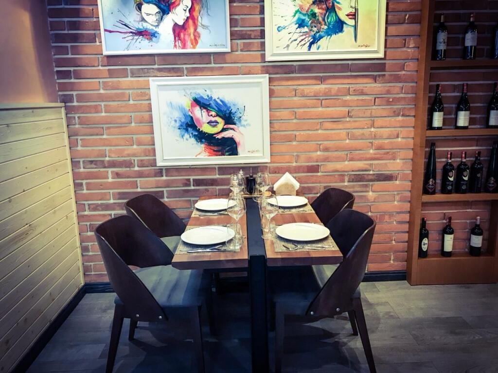 Ristorante in affitto in Via Durazzo/2100 euro