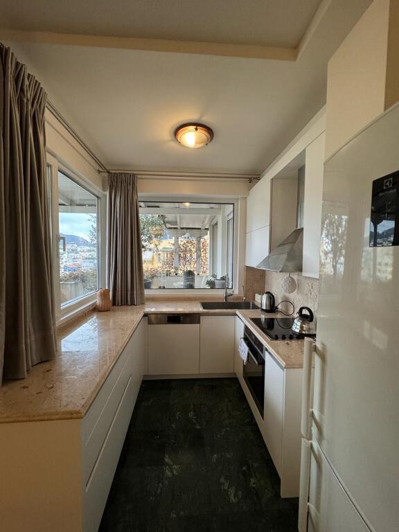 Apartament 2+1+2 per qira Komuna e Parisit
