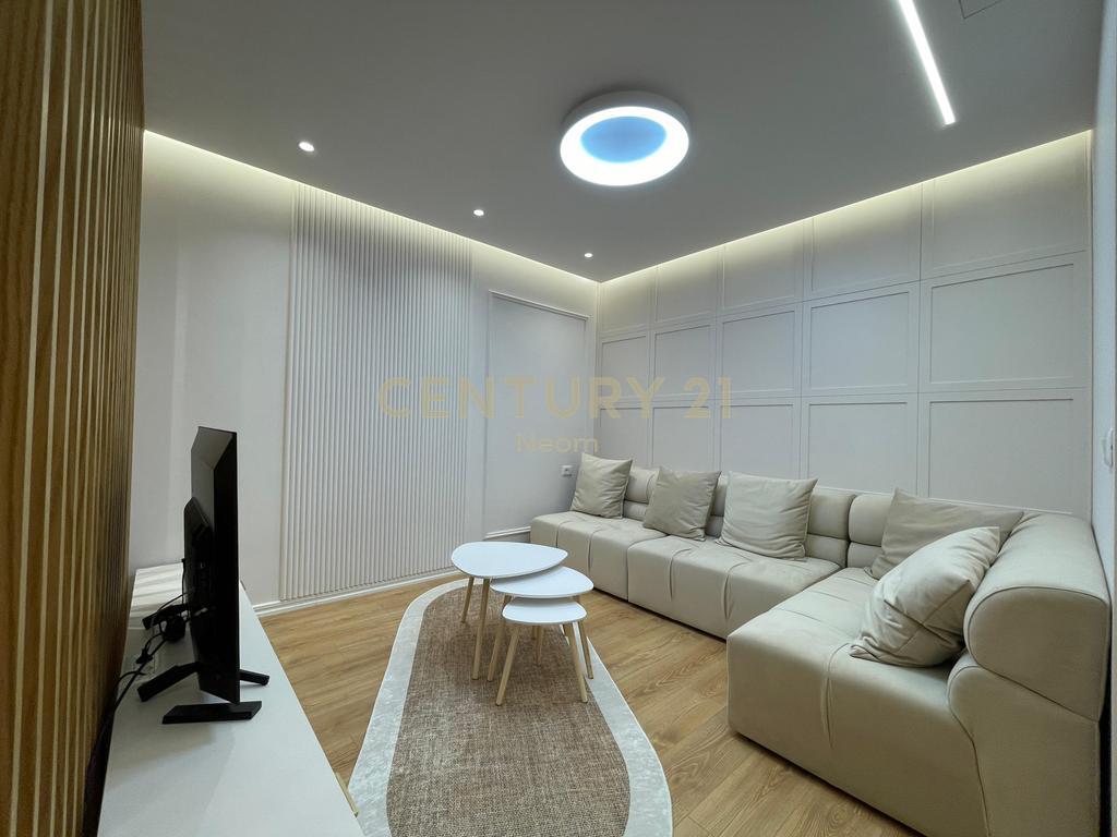 AFFITTO, APPARTAMENTO MODERNO 1+1, TIRANA NUOVA! 600 € /Mese