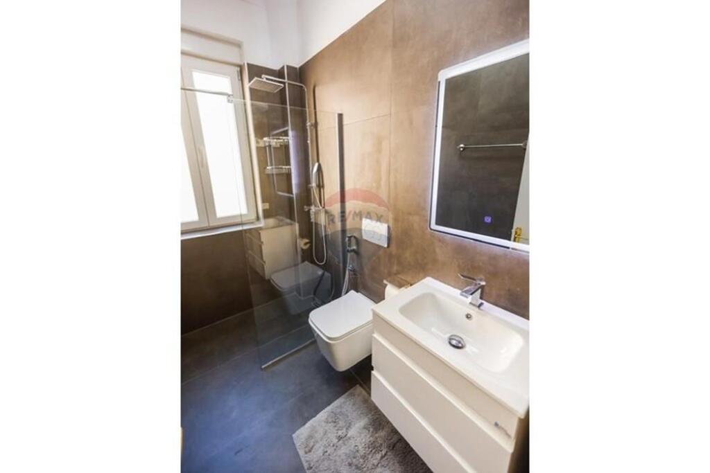 APARTAMENT 1+1 PER QIRA NE QENDER !