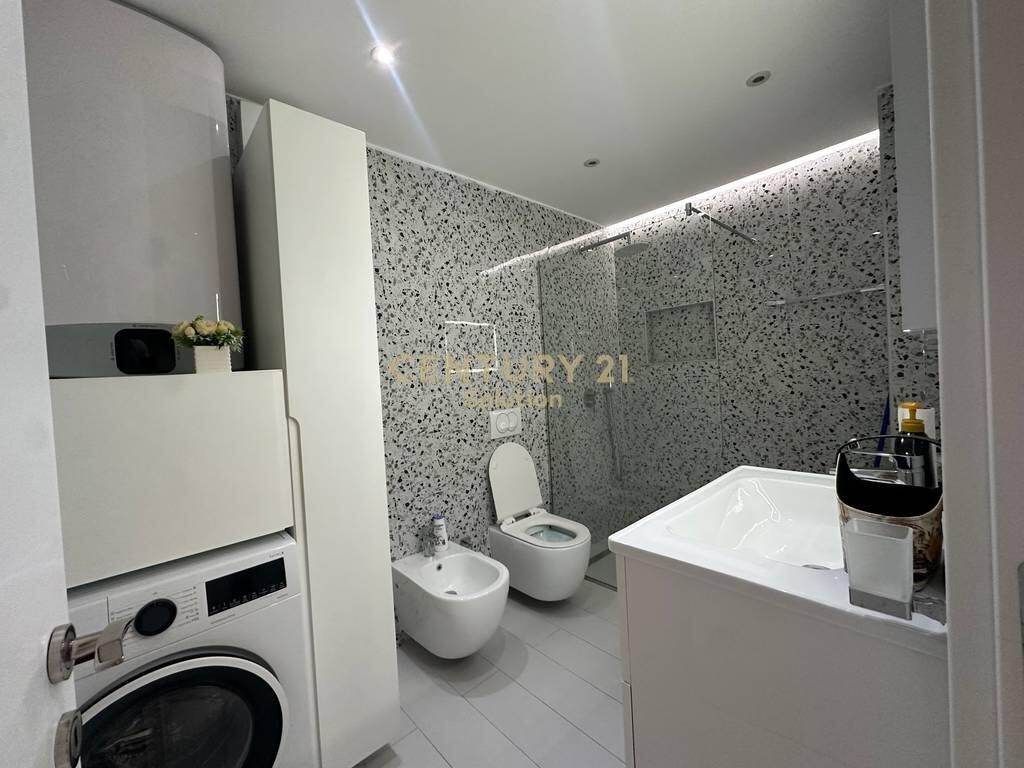 AFFITTASI APPARTAMENTO 2+1+ POSTO AUTO PRESSO IL COMPLESSO STAR! 950 € /Mese