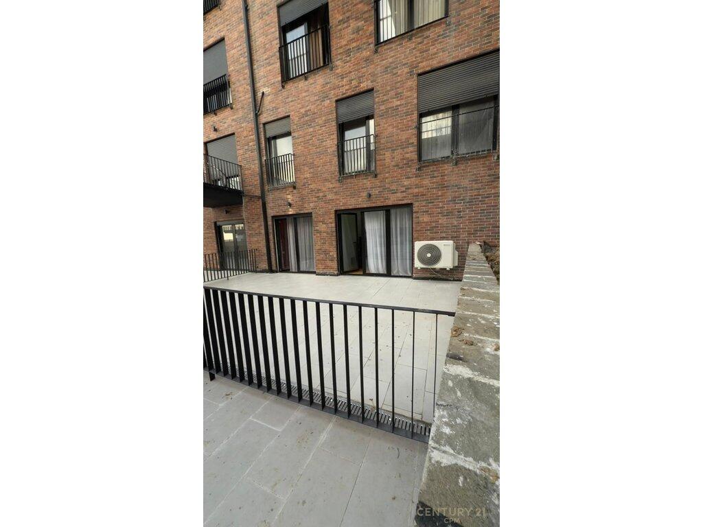 Appartamento 1+1+Parcheggio+Veranda in affitto a Kodra e Diellit Residence 2