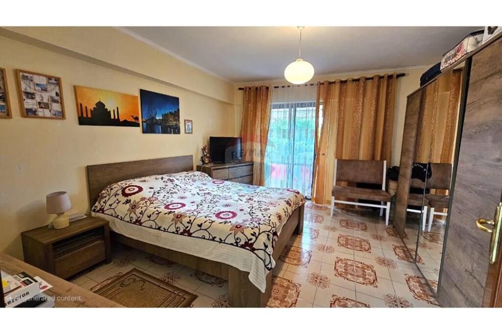 Shitet apartament 3+1+2 prane Brrylit perballe Maternitetit te Ri.